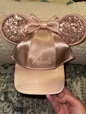 Minnie Satin Sequin Ear Baseball Cap - Pink